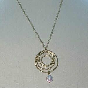 Gold-Tone Hammered Spiral Pendant Necklace With Dangling  Pearl Accent 24" Chain